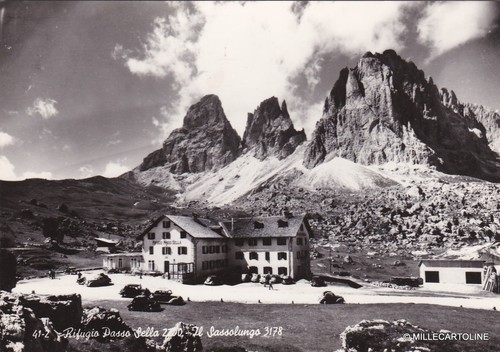 Rifugio passo sella il - rifugio,
